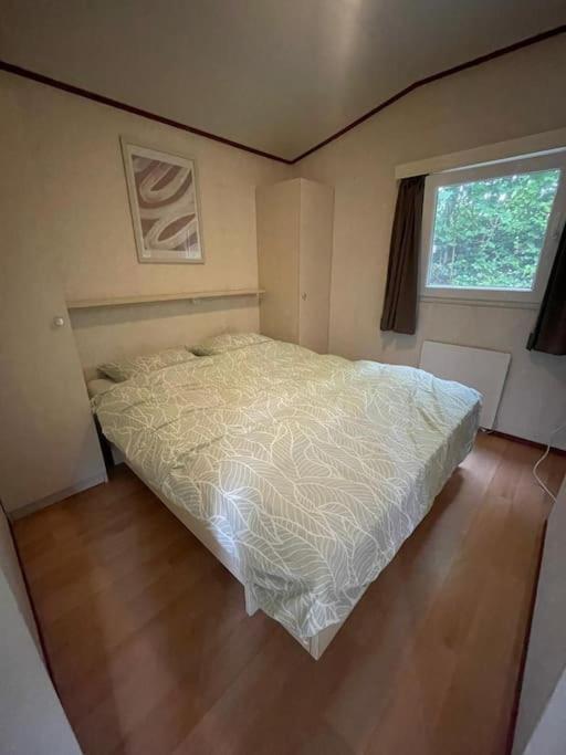 Gezellig Chalet In بارلي ناسو المظهر الخارجي الصورة